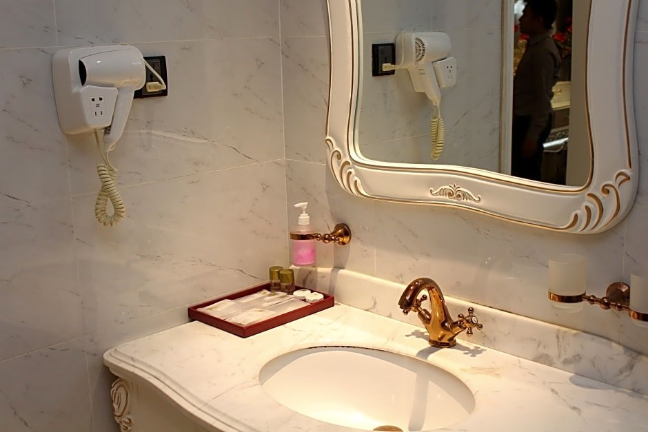 Фото Hoang Trieu Hotel