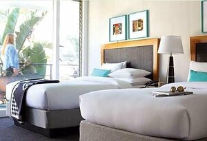 Гостиница The Phoenix Hotel