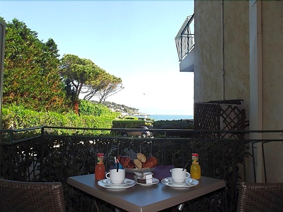 Фото Hôtel du Levant