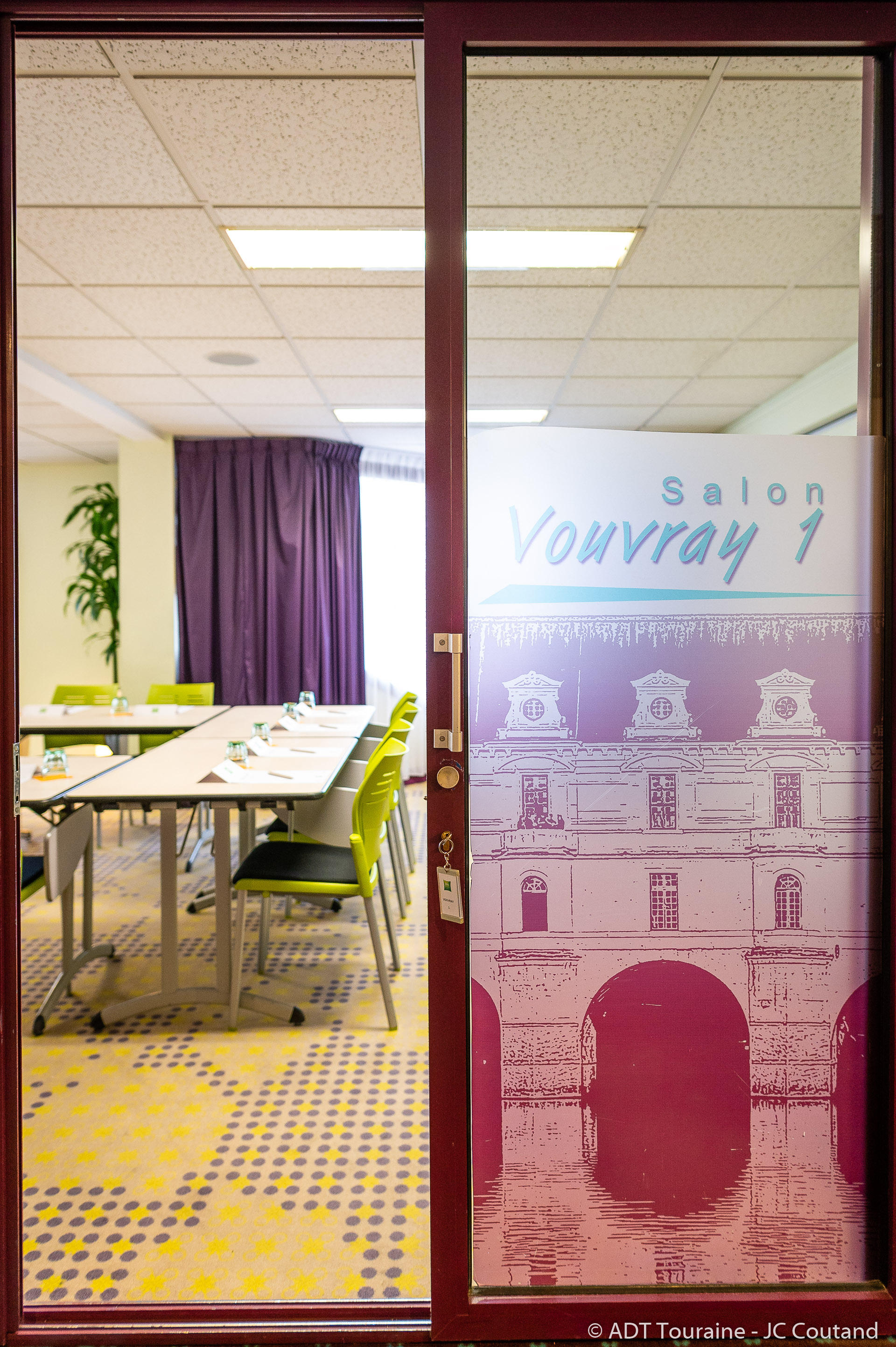 Фото Ibis Styles Tours Centre