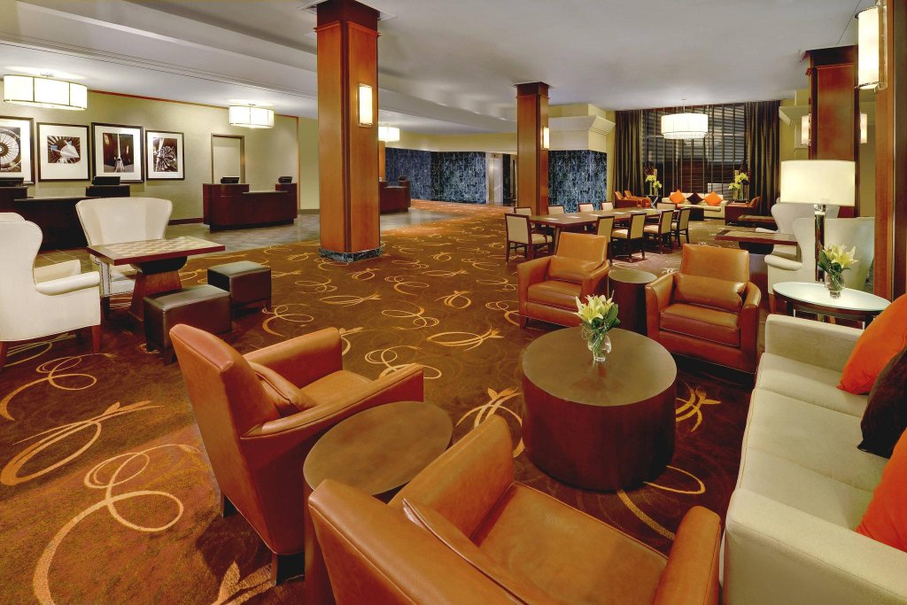 Фото Sheraton Gateway Hotel In Toronto International Airport