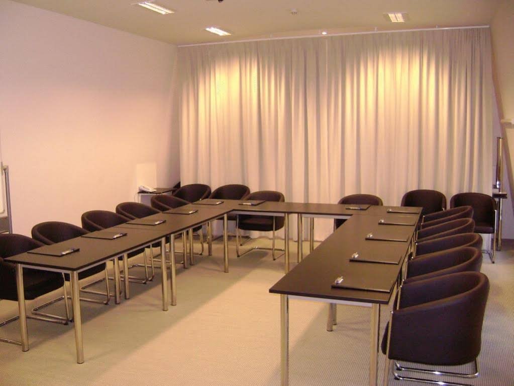 Фото Hotel Amaryllis Veurne