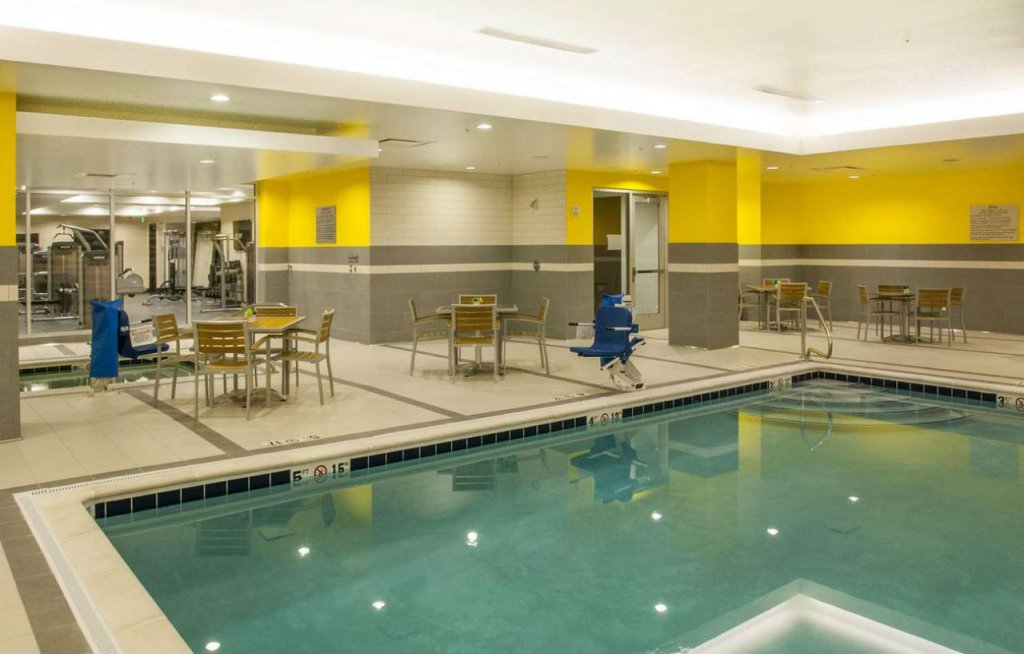 Фото Home2 Suites by Hilton Denver Downtown Convention