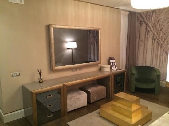 Фото Spanish Steps Miracle Suite