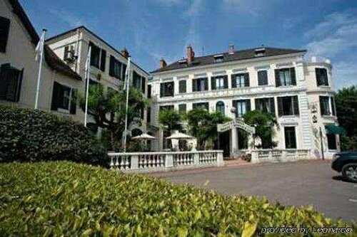 Гостиница Maison Doucet в Шароле