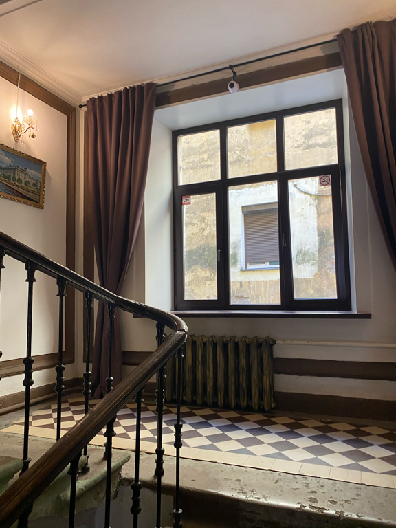 Фото Adams House