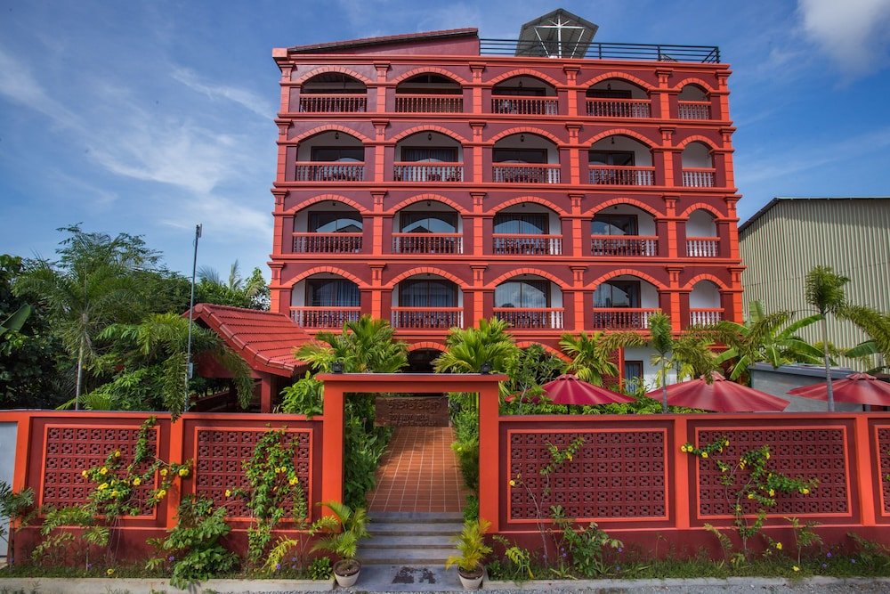 Фото отеля 1