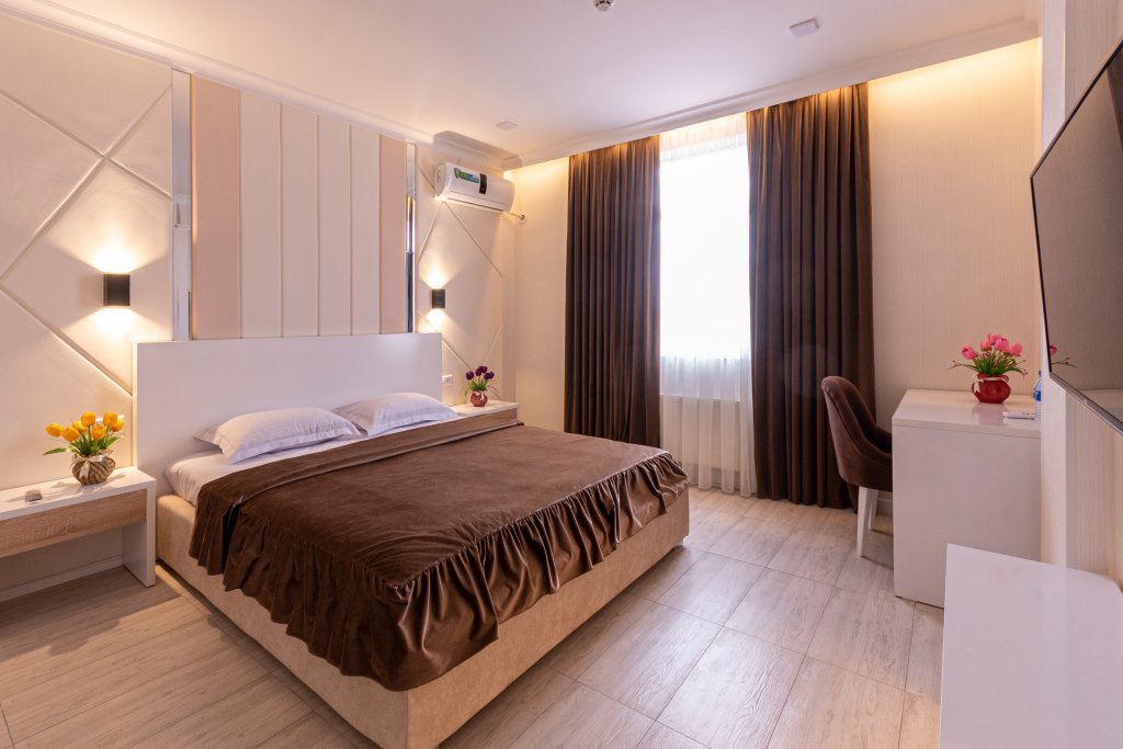 Фото Tantana Hotel