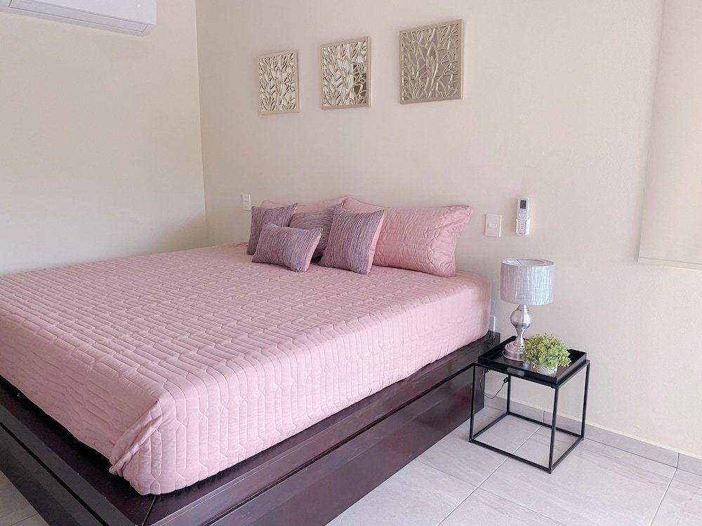 Фото Luxury 2 Bedroom Apartments