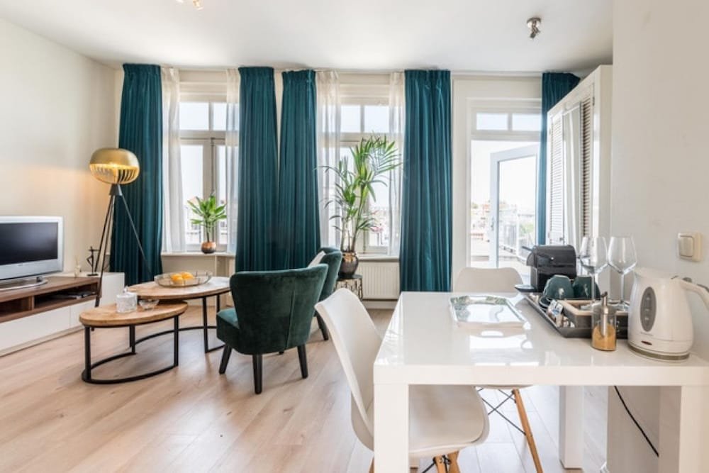 Фото Boutique Canal House Suites