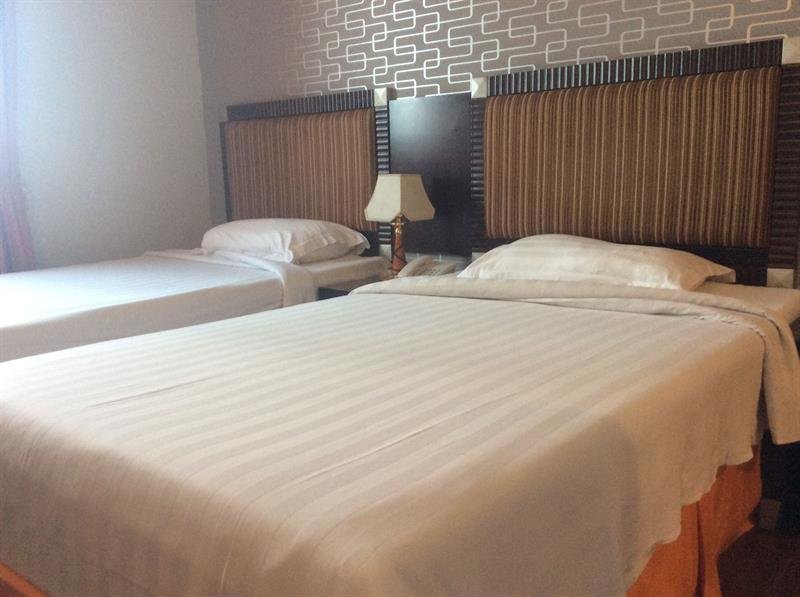 Фото RedDoorz at Aljunied