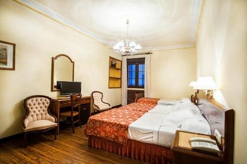 Внешний вид отеля Gran Hotel del Sella в Рибадеселле, фото 3