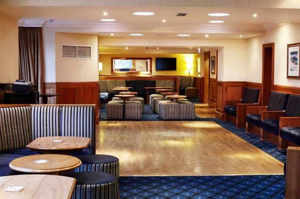 Фото Loch Long Hotel