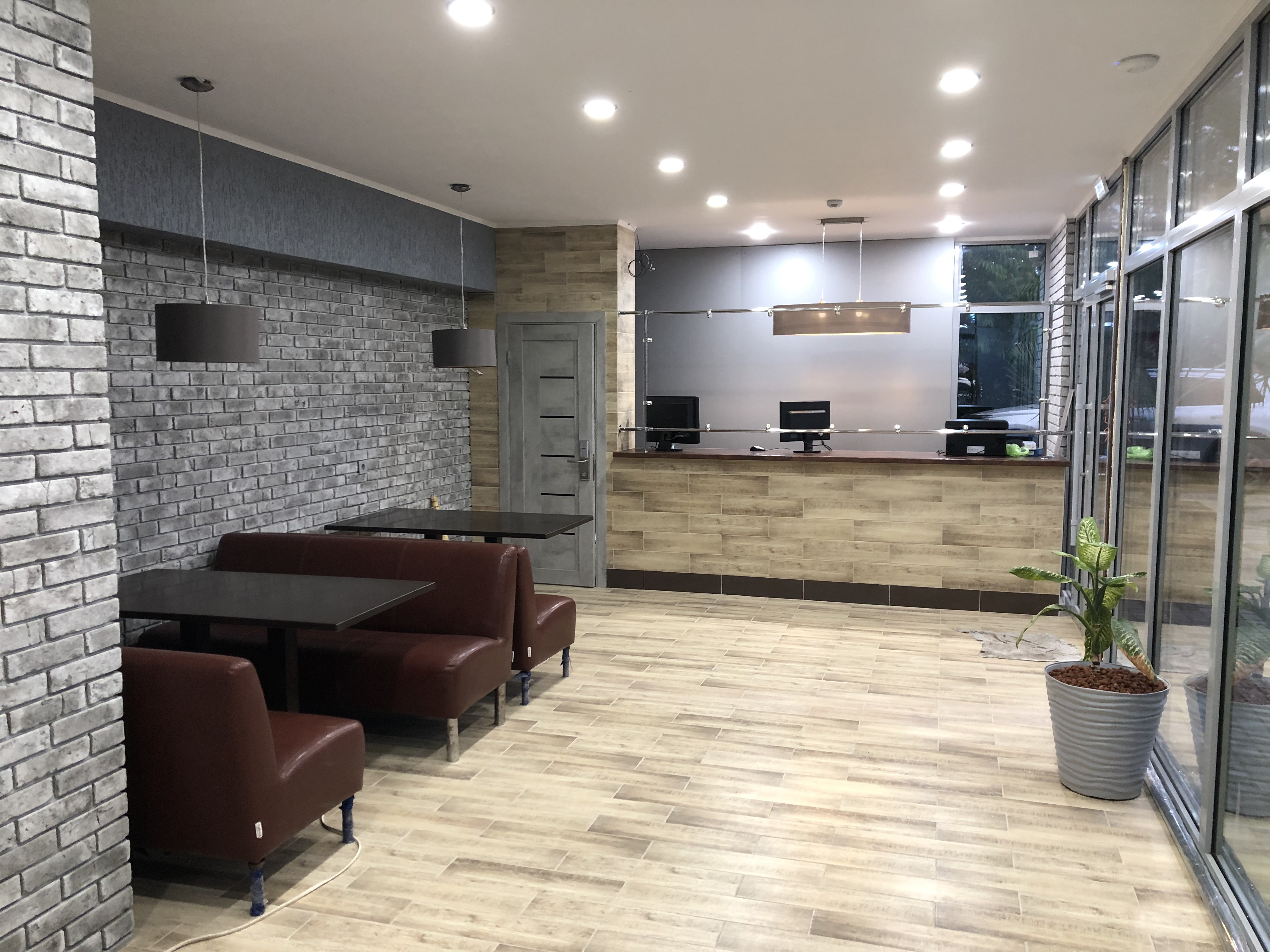 Фото отеля 2