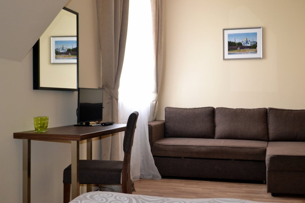 Фото отеля 2