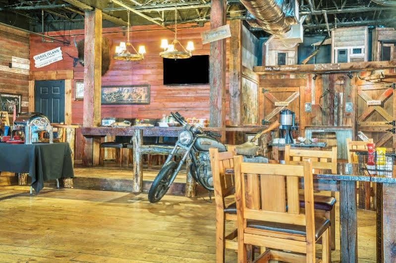 Фото Ramada by Wyndham Rochester Mayo Clinic Area