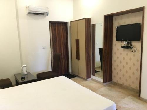 Фото Kohinoor Palace