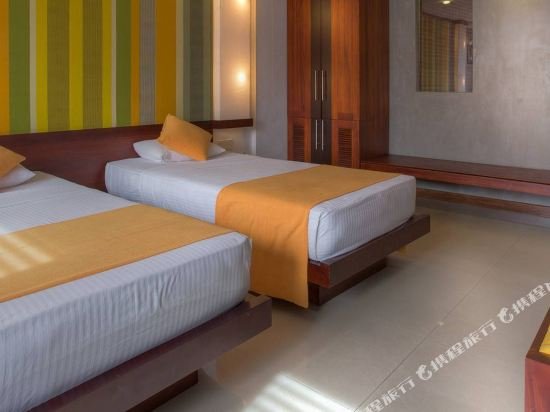 Фото The Tourmaline