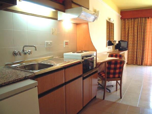 Фото Topaz Hotel