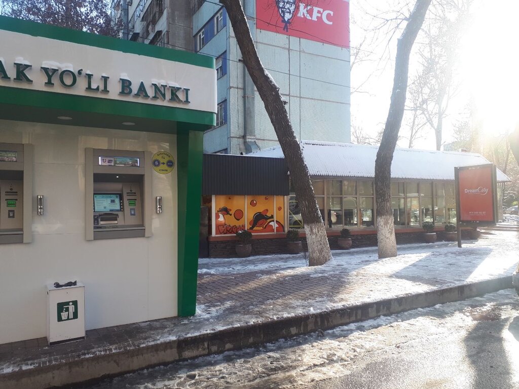 Банкомат Ipak Yo'li banki, Ташкент, фото