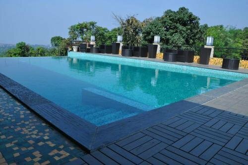 Гостиница Silverador Resort Club в Мира-Бхаяндаре