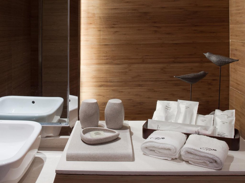 Фото Hangzhou Serene Cicada Hotel Hupao Branch