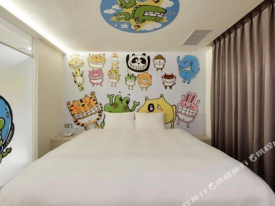 Фото Whoops Hotel
