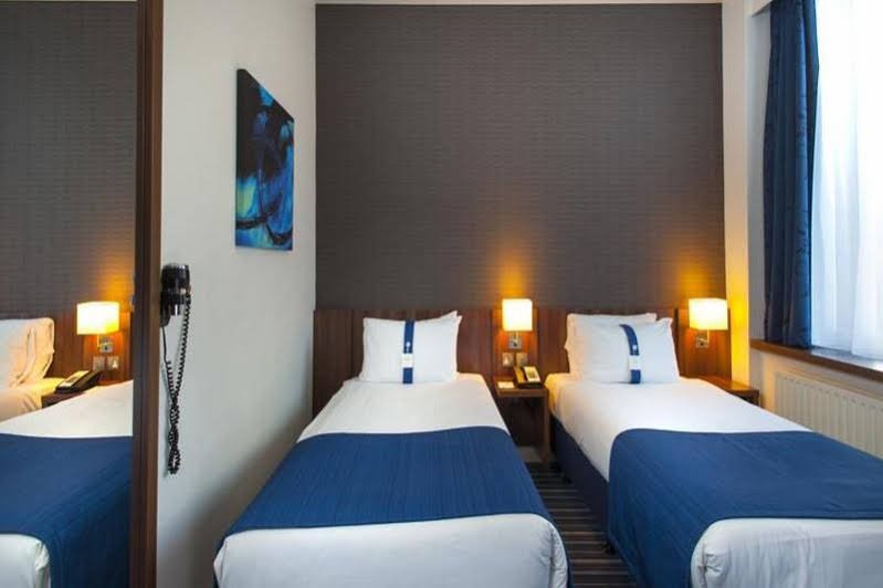 Фото Holiday Inn Express London - Vauxhall Nine Elms, an Ihg Hotel
