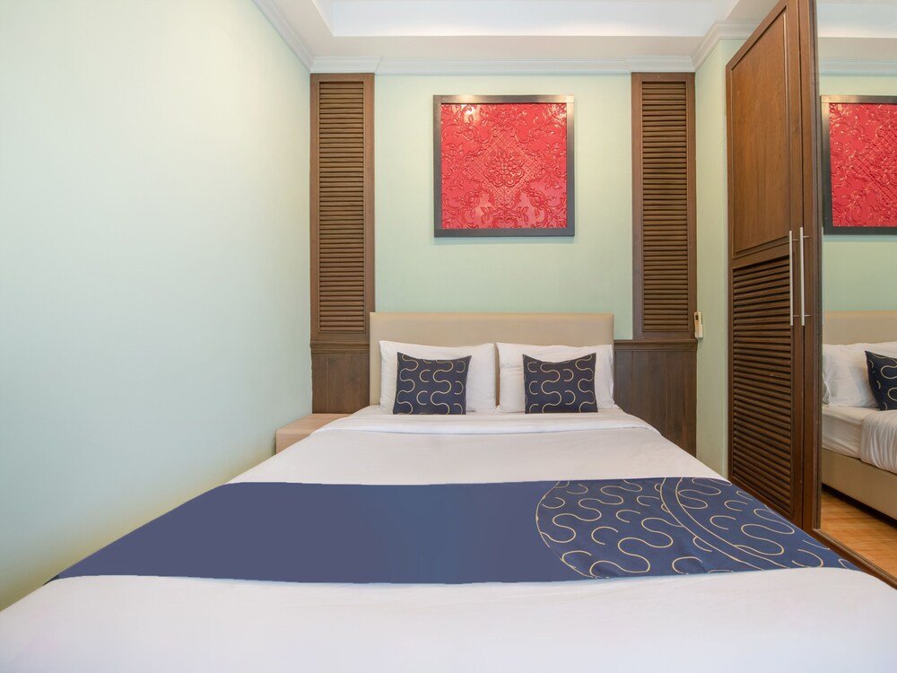 Фото Blooming Hill Boutique Suites