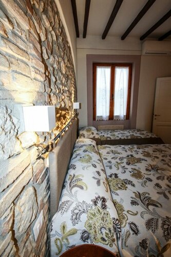 Внешний вид отеля Donna Nobile в Сан-Джиминьяно, фото 5