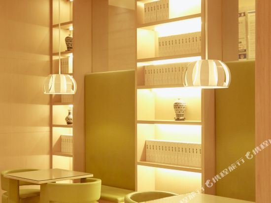 Фото Jinjiang Inn Linyi Fei County Lanse Gangwan