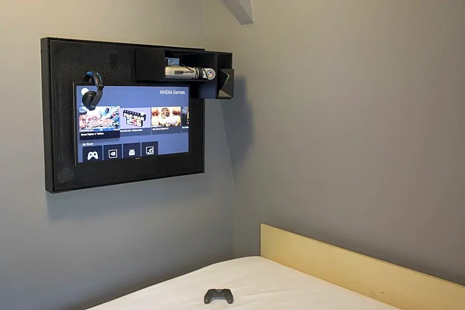 Фото The Arcade Hotel