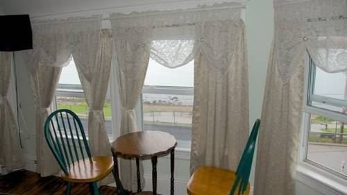 Фото The Harbor House Bed & Breakfast