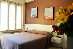 Hotel Posta (Ventimiglia, Via Sottoconvento, 15), hotel