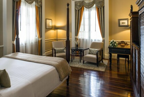 Гостиница Raffles Hotel Le Royal в Пномпене