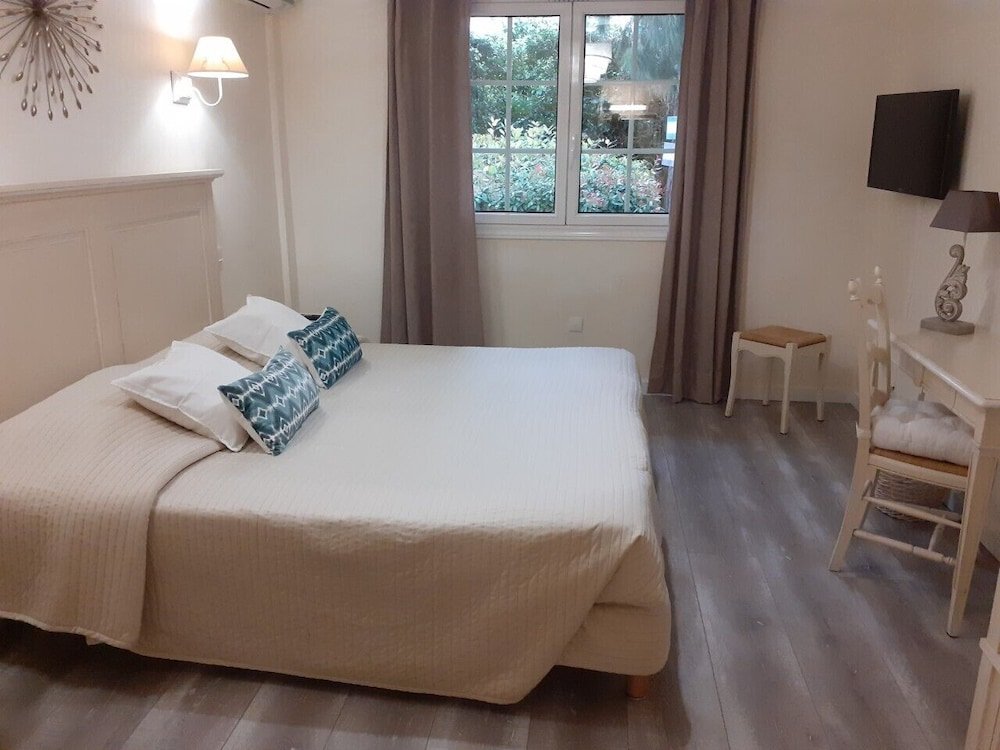 Фото Hotel Beau Site - Cap d'Antibes