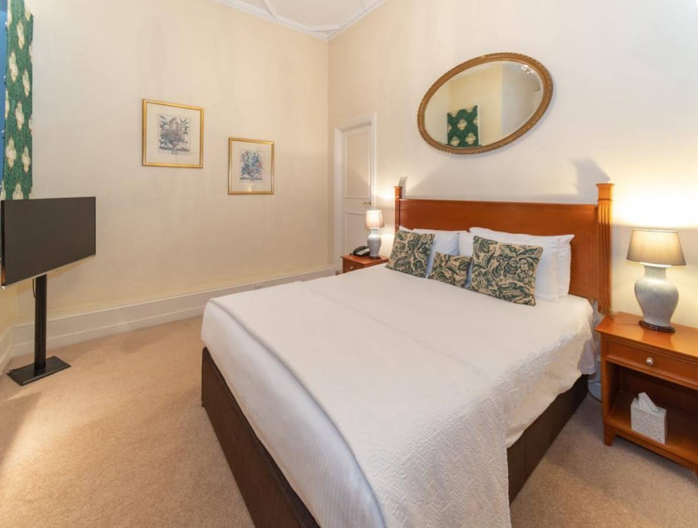 Фото The Elvetham