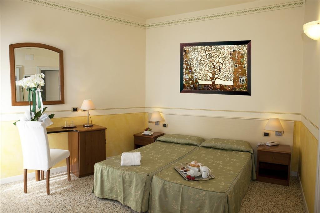 Фото Hotel Karinzia