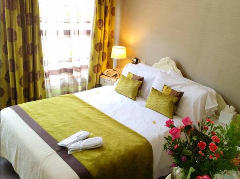 Фото Lensfield Hotel