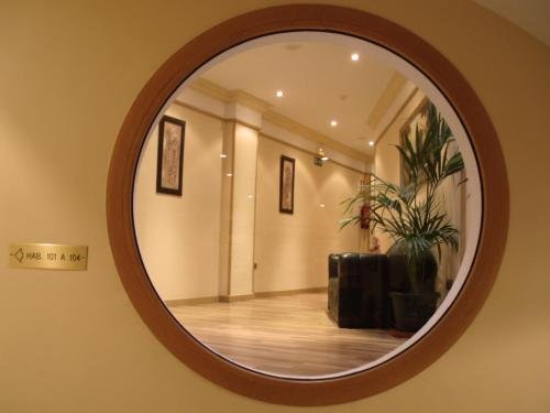 Фото Hostal Rural El Caño by Viverestays