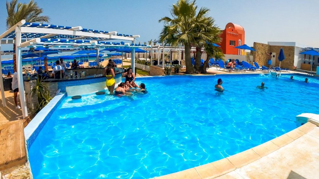 Фото Hurghada Marina Apartments & Studios