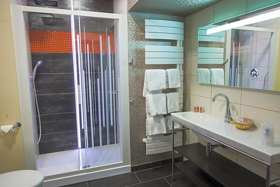 Фото The Originals City Archotel Sens