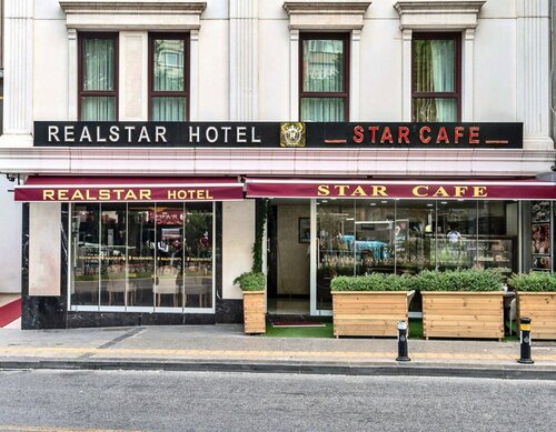 Гостиница Realstar Hotel в Фатихе