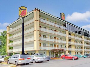 Гостиница Super 8 by Wyndham Memphis/Dwtn/Graceland Area