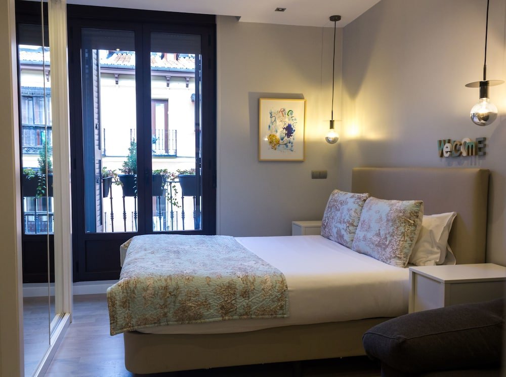 Фото The First One Madrid Preciados