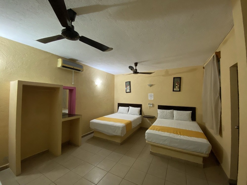 Фото Hotel Mariposa