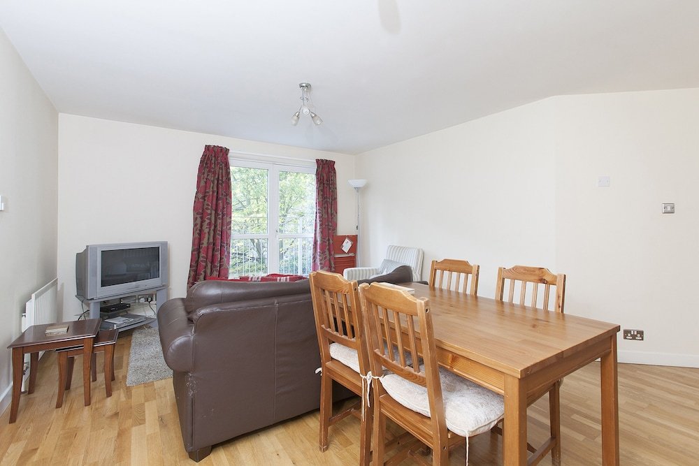 Фото Braemore King's Apartment - City Centre