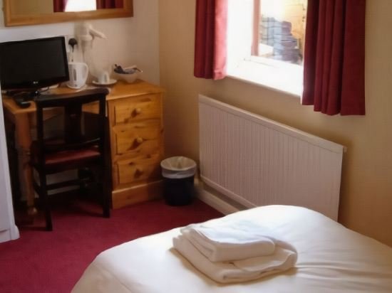 Фото The Wheatsheaf Inn