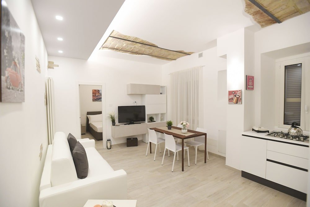 Фото Laterano 250 - Colosseo