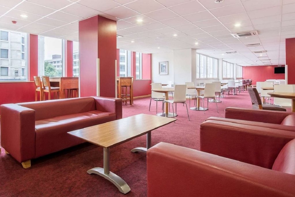 Фото Travelodge Croydon Central